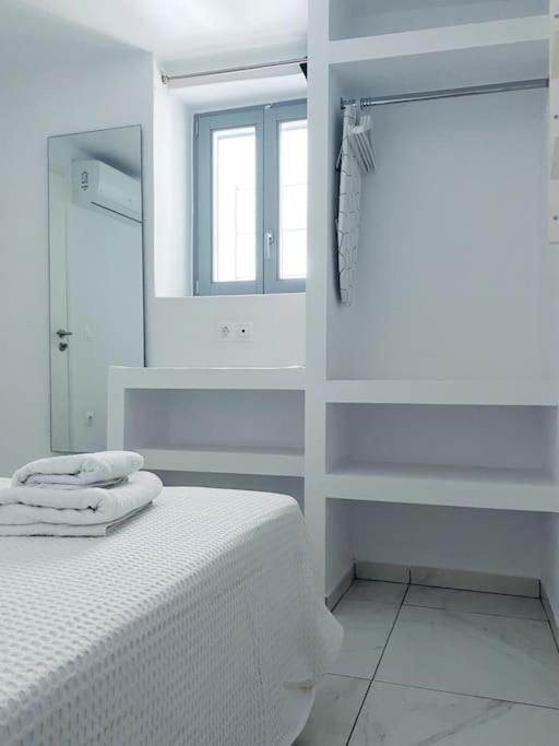 Hh Bay Apartment Логарас Екстериор снимка
