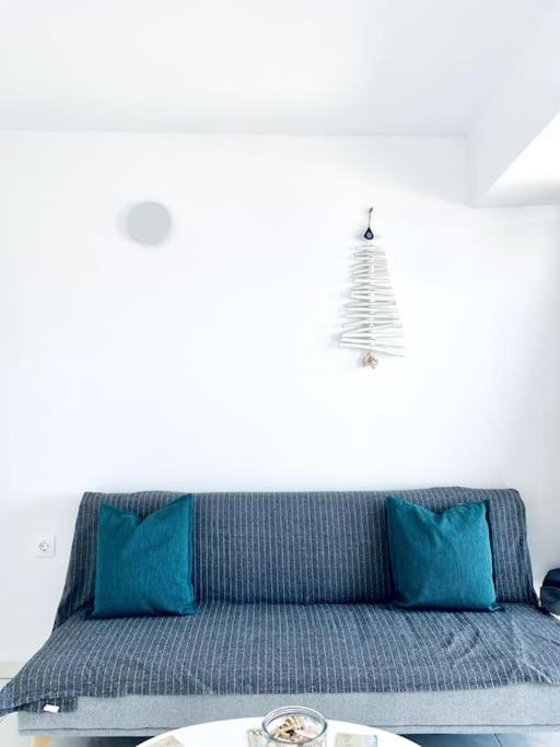 Hh Bay Apartment Логарас Екстериор снимка